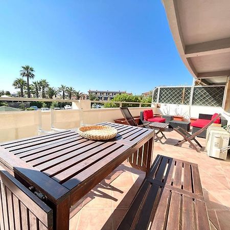 Imperiale Apartment Tirrenia Εξωτερικό φωτογραφία