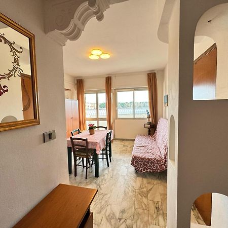 Imperiale Apartment Tirrenia Εξωτερικό φωτογραφία