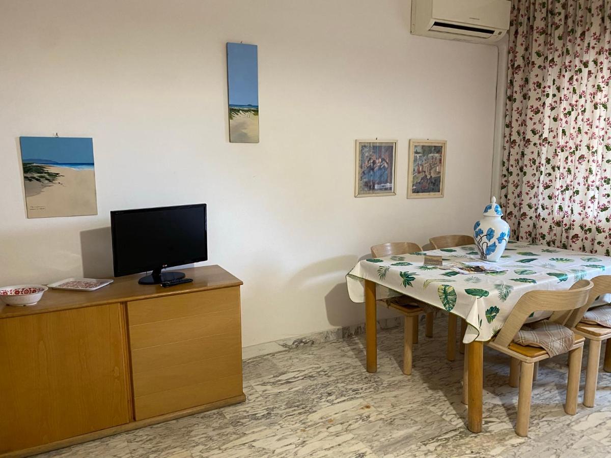 Imperiale Apartment Tirrenia Εξωτερικό φωτογραφία