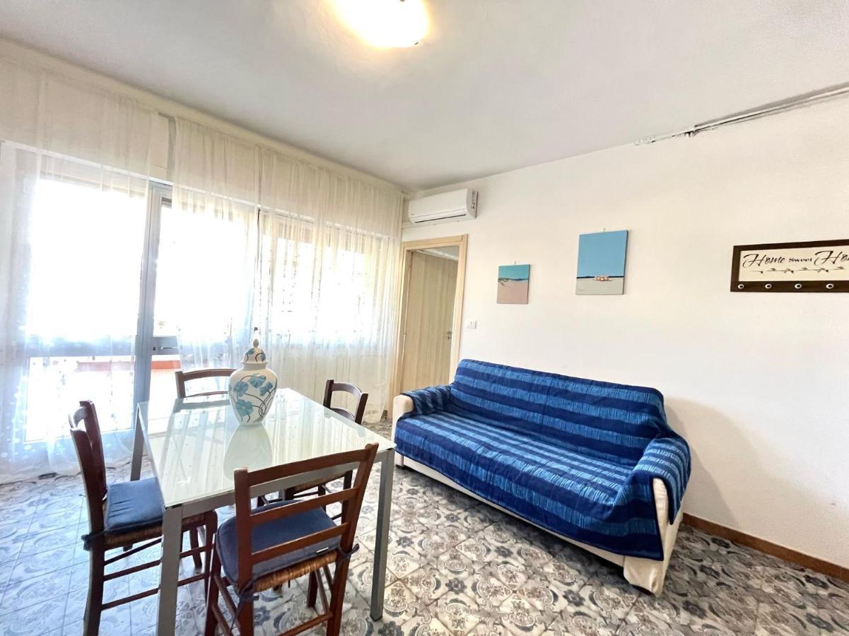 Imperiale Apartment Tirrenia Εξωτερικό φωτογραφία