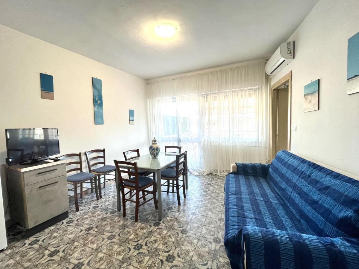 Imperiale Apartment Tirrenia Εξωτερικό φωτογραφία