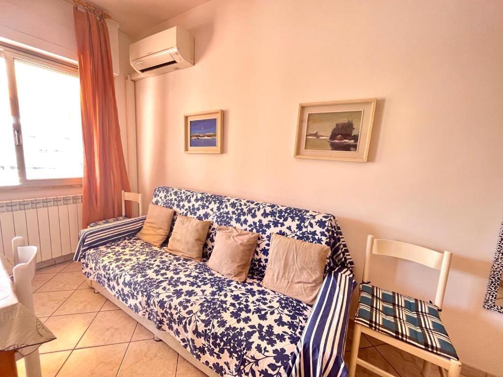 Imperiale Apartment Tirrenia Εξωτερικό φωτογραφία