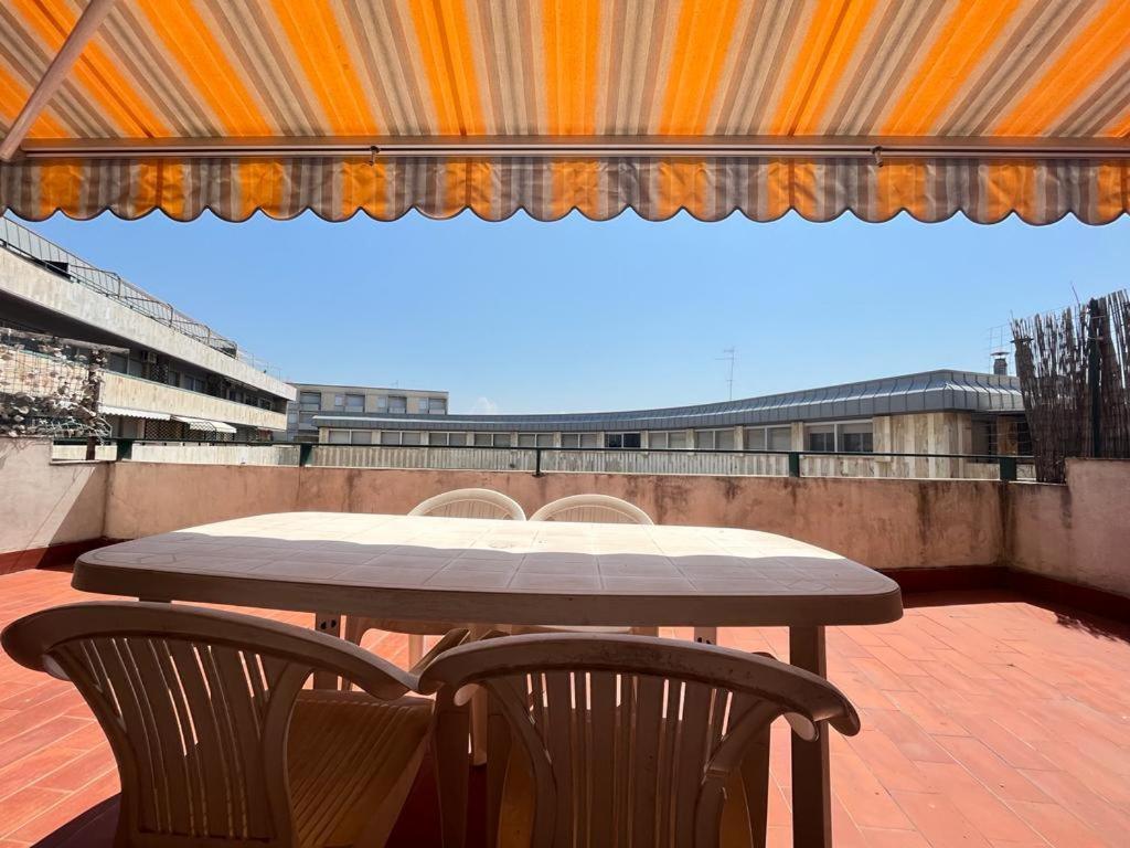 Imperiale Apartment Tirrenia Εξωτερικό φωτογραφία