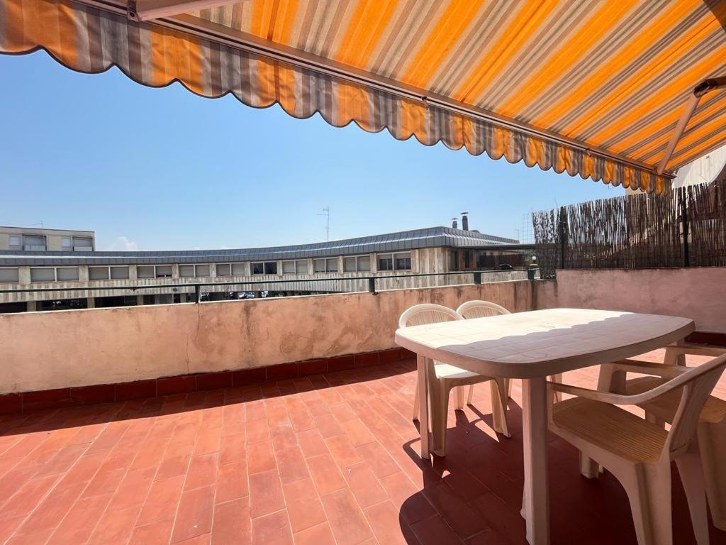 Imperiale Apartment Tirrenia Εξωτερικό φωτογραφία