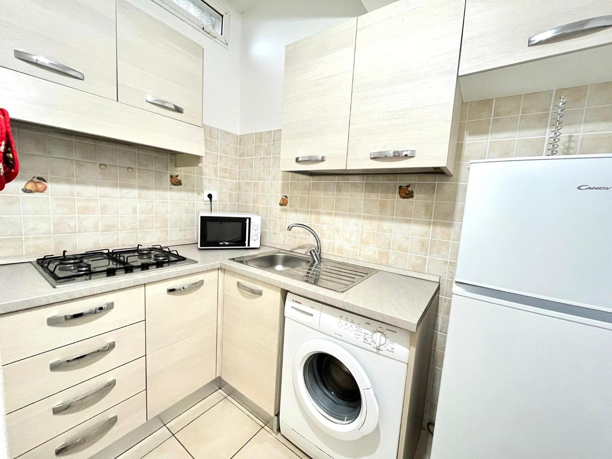 Imperiale Apartment Tirrenia Εξωτερικό φωτογραφία