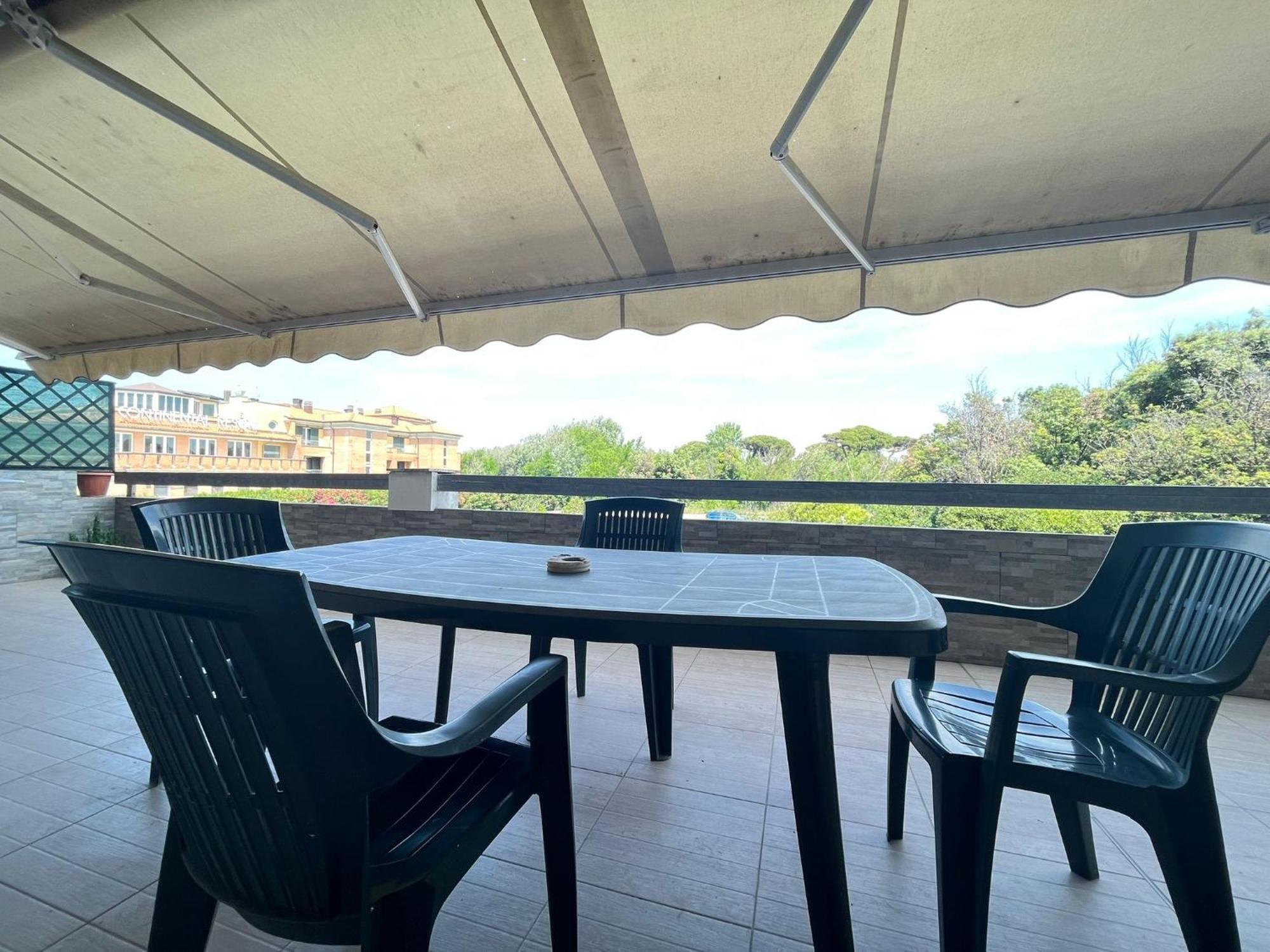 Imperiale Apartment Tirrenia Εξωτερικό φωτογραφία