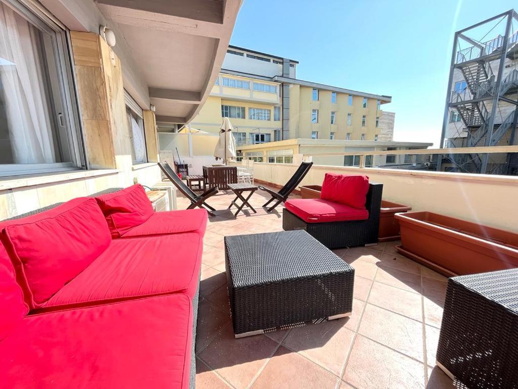 Imperiale Apartment Tirrenia Εξωτερικό φωτογραφία