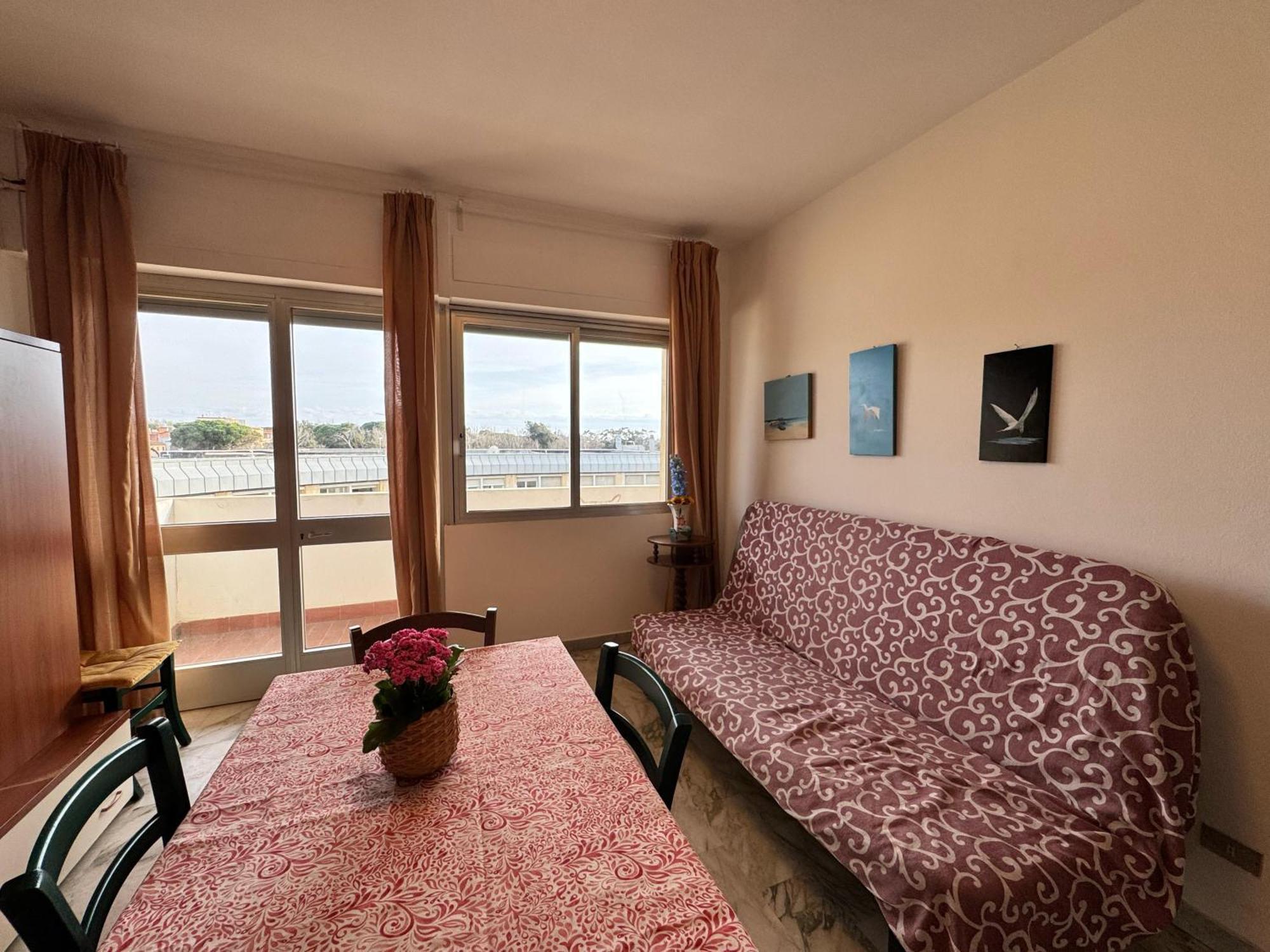 Imperiale Apartment Tirrenia Εξωτερικό φωτογραφία