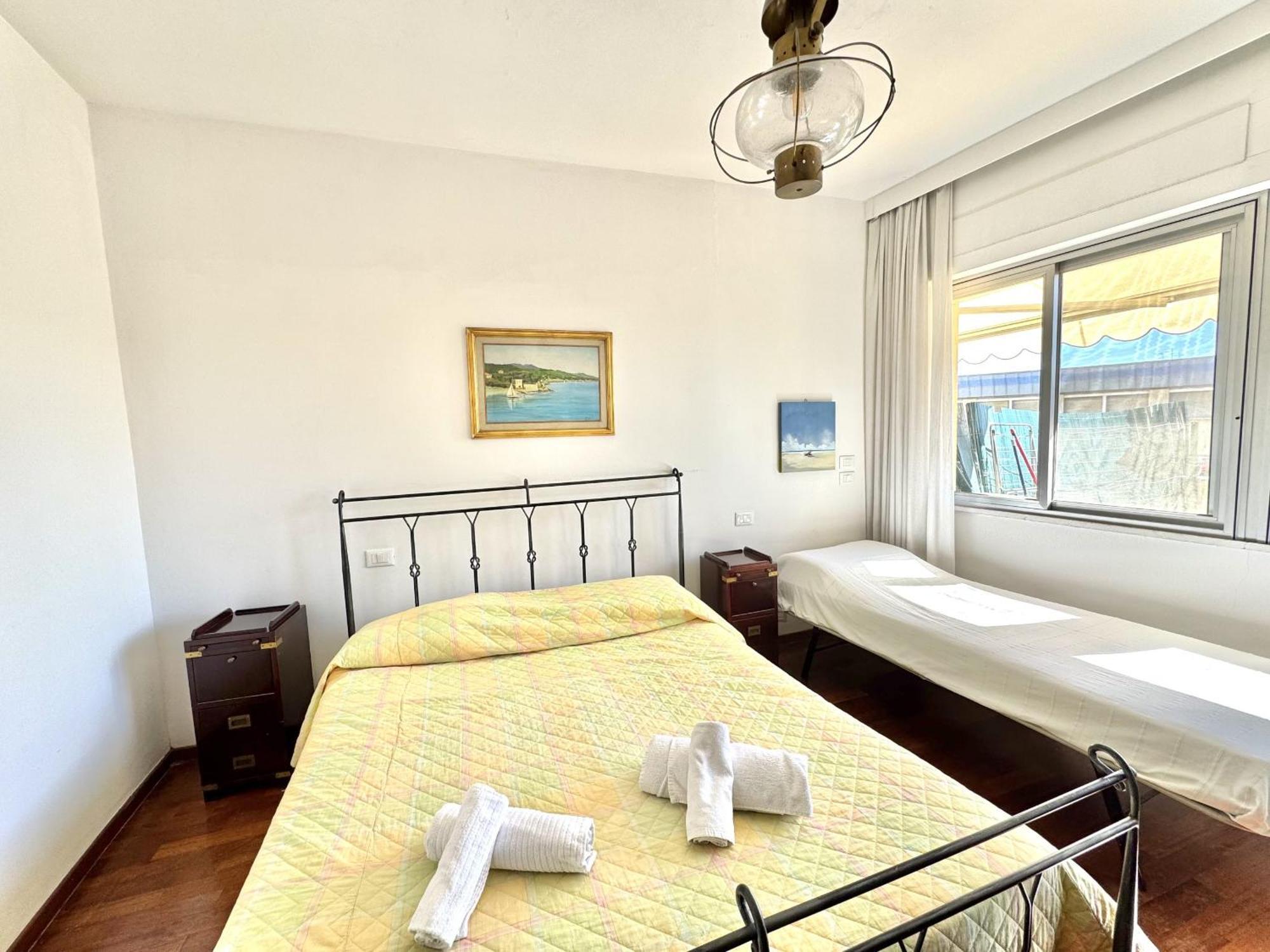 Imperiale Apartment Tirrenia Εξωτερικό φωτογραφία